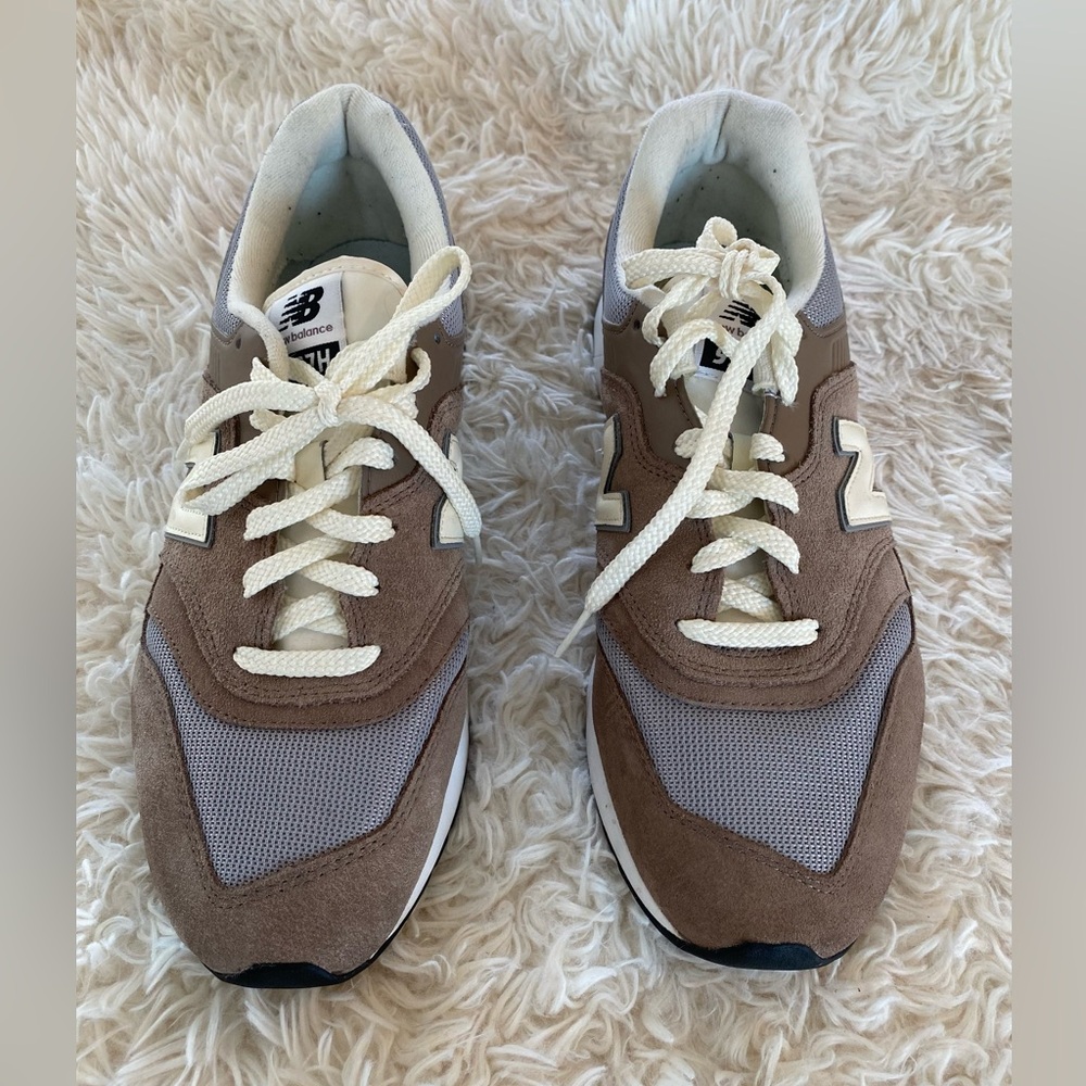 New Balance Men's 997H V1 Classic Sneaker 11US gray/brown